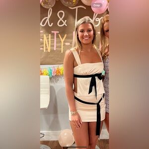 Cream and Black bow set